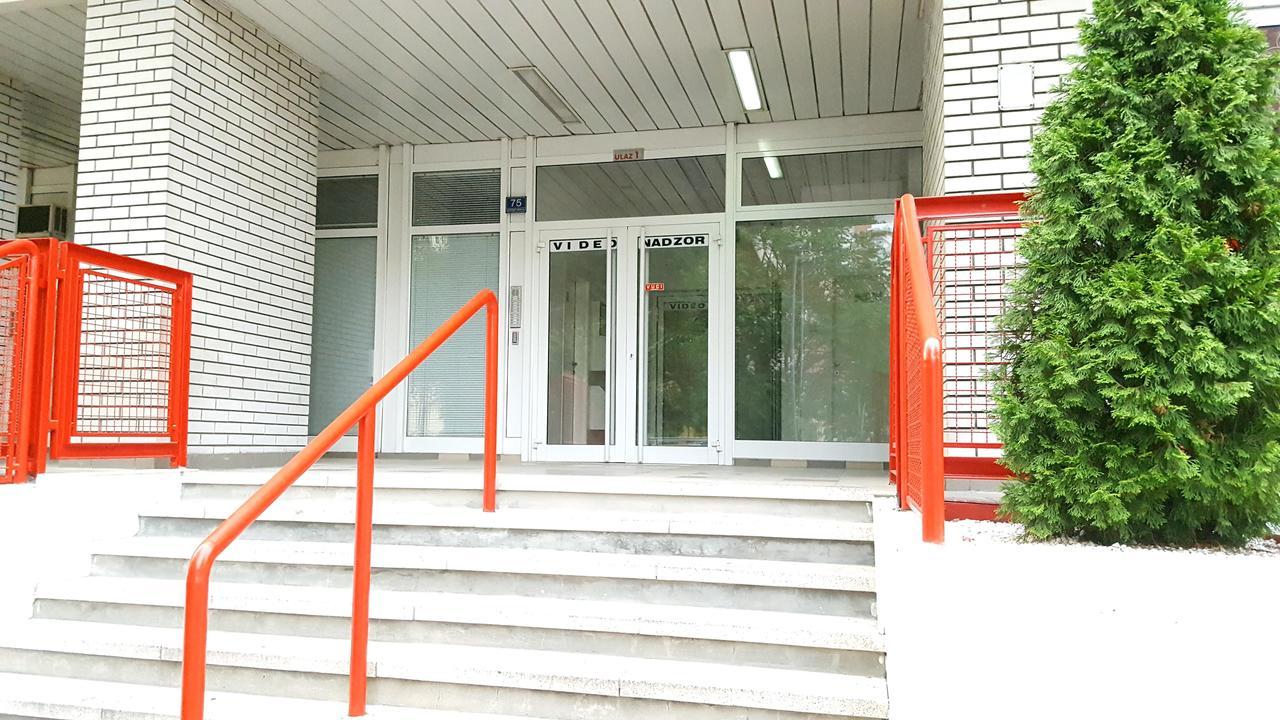 Arena Relax Apartman Belgrado Buitenkant foto