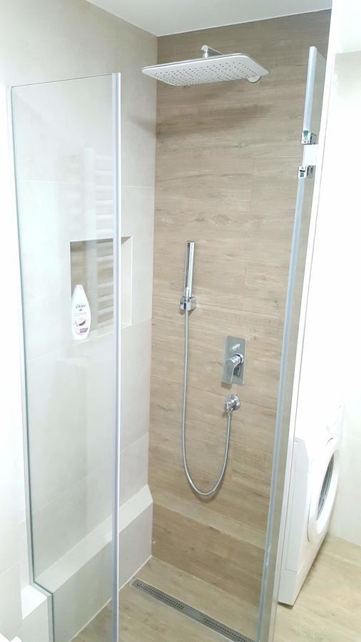 Arena Relax Apartman Belgrado Buitenkant foto