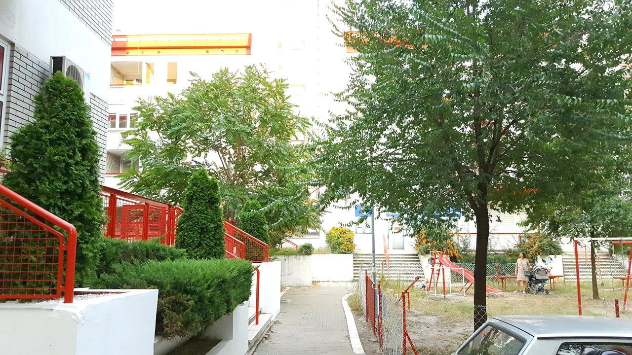 Arena Relax Apartman Belgrado Buitenkant foto