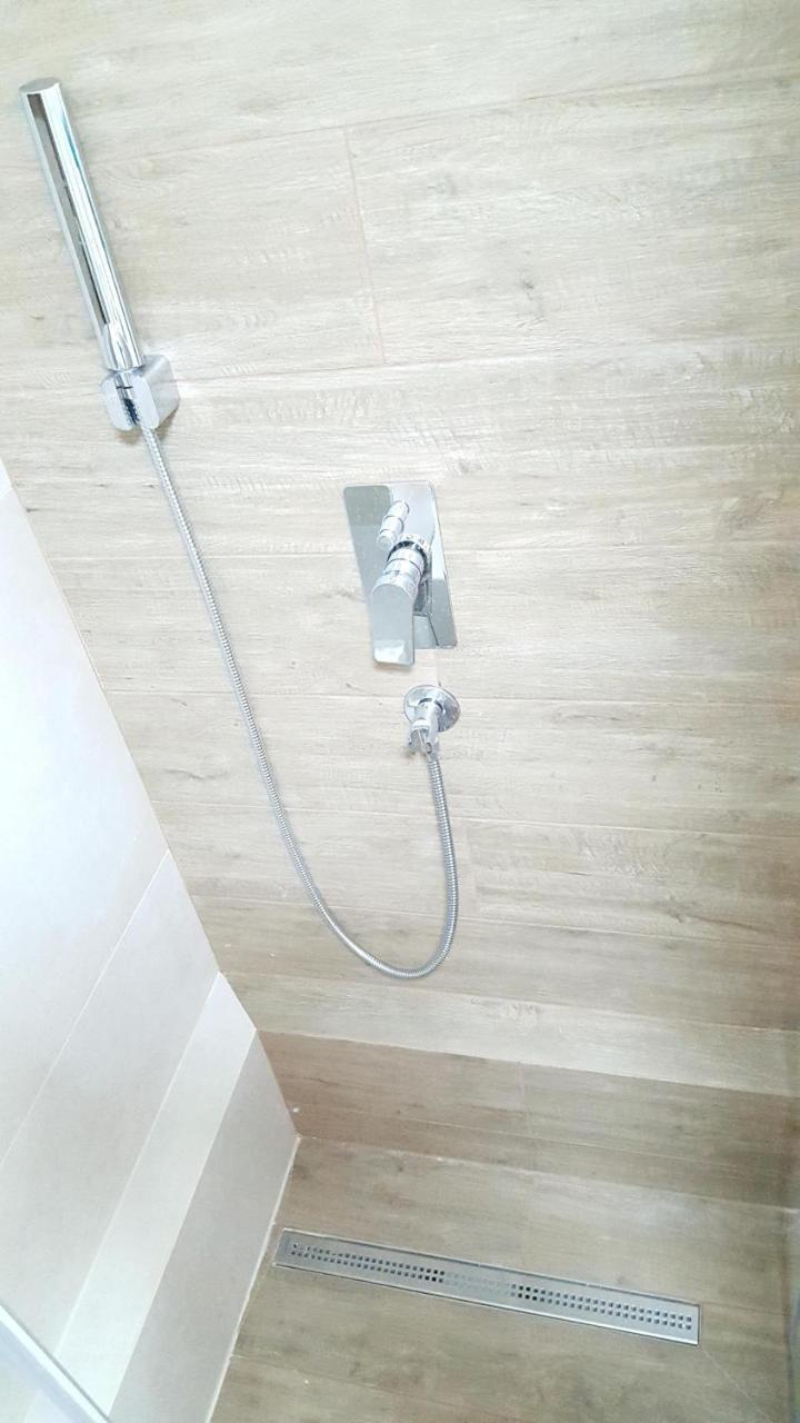 Arena Relax Apartman Belgrado Buitenkant foto
