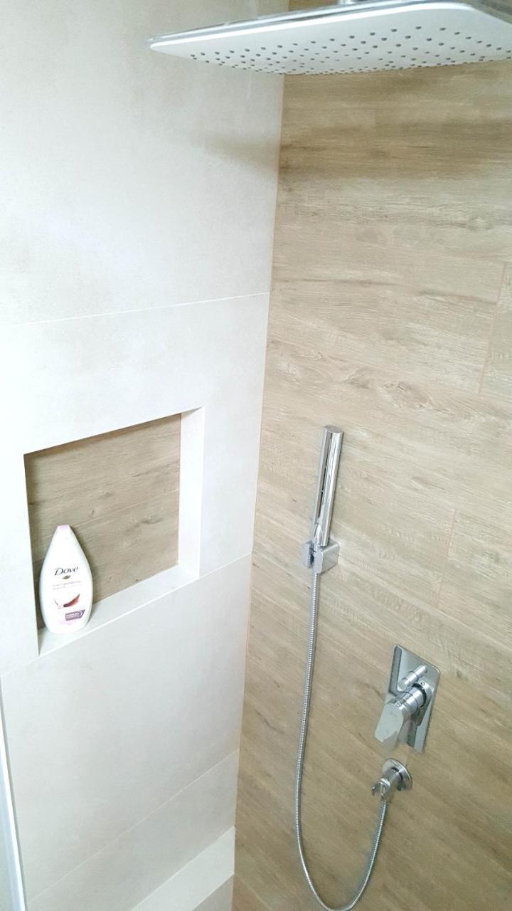 Arena Relax Apartman Belgrado Buitenkant foto