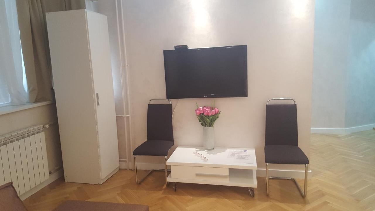 Arena Relax Apartman Belgrado Buitenkant foto